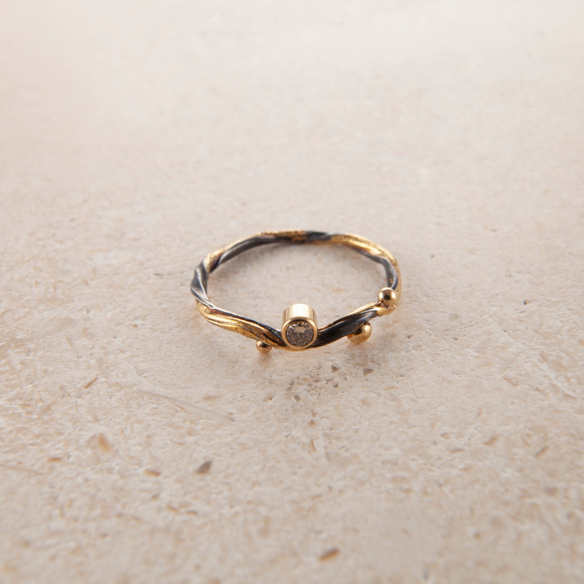 seafiresilverring 0.06ct.champagnepracticalmagic
