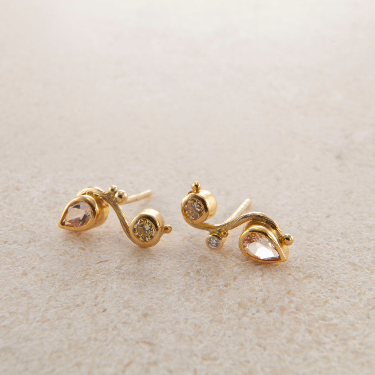 Seafire 18K & 22K Gold Earring w. Morganite & Diamonds