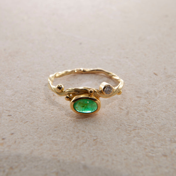 Seafire 18K & 22K Gold Ring w. Emerald & Diamond
