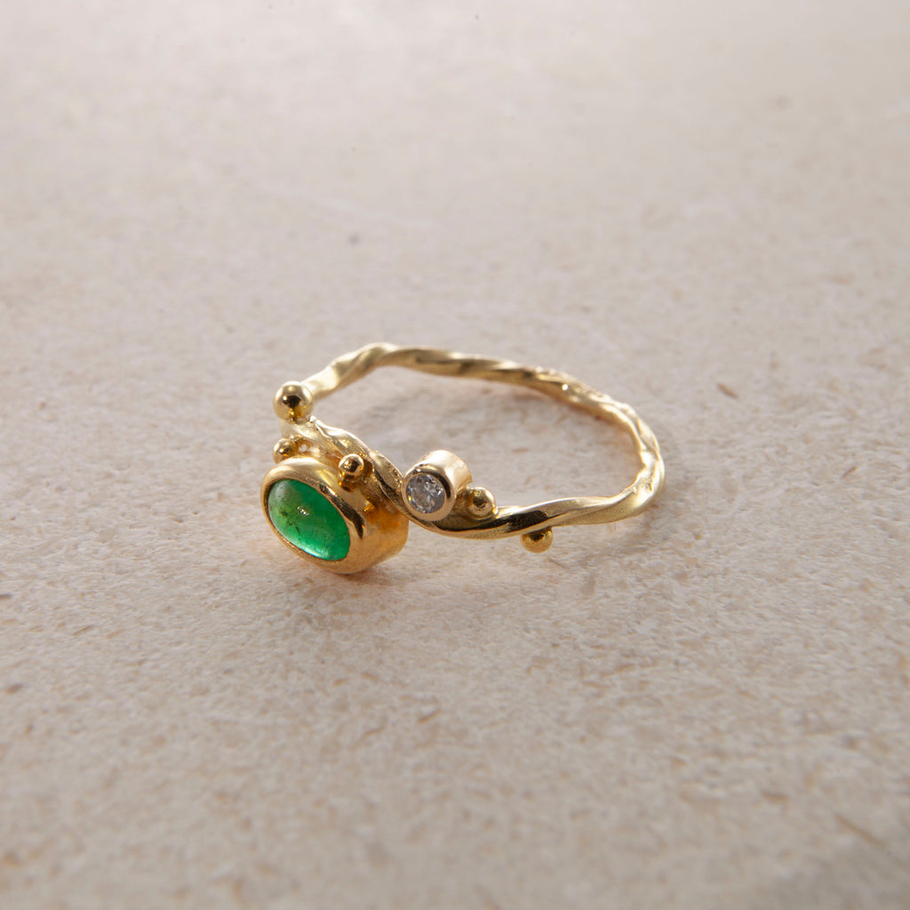 Seafire 18K & 22K Gold Ring w. Emerald & Diamond
