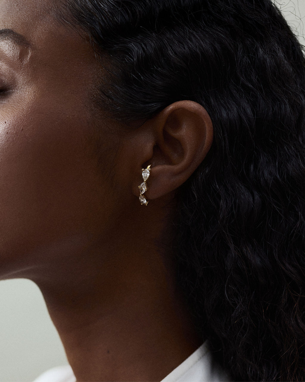 Signature Suspender 14k Gold Earring w. Lab-Grown Diamonds