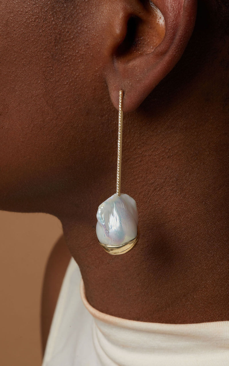 Single Fuid Diamond 14K Whitegold Earring