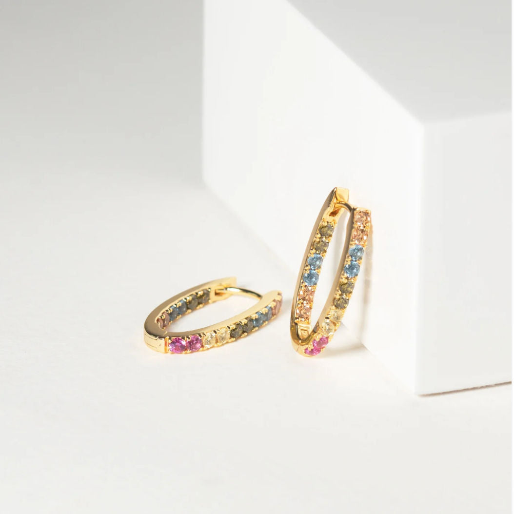 Ellisse Piccolo 18K Forgyldte Hoops m. Farvede Zirkoner