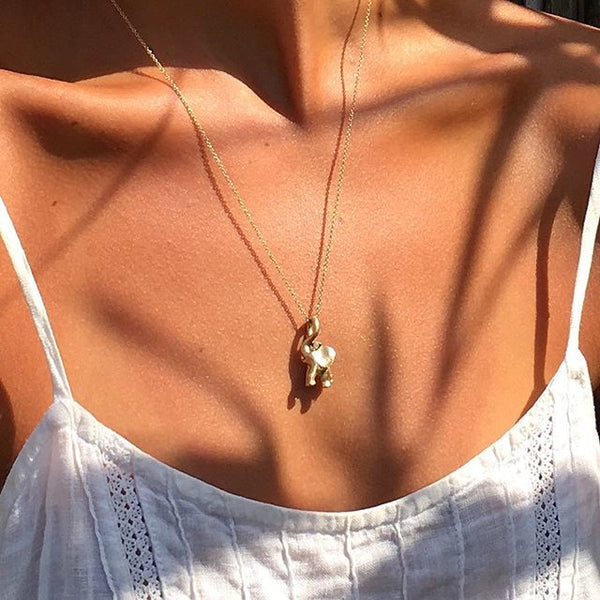 Medium Elephant Charm 18K Gold Pendant w. Diamond