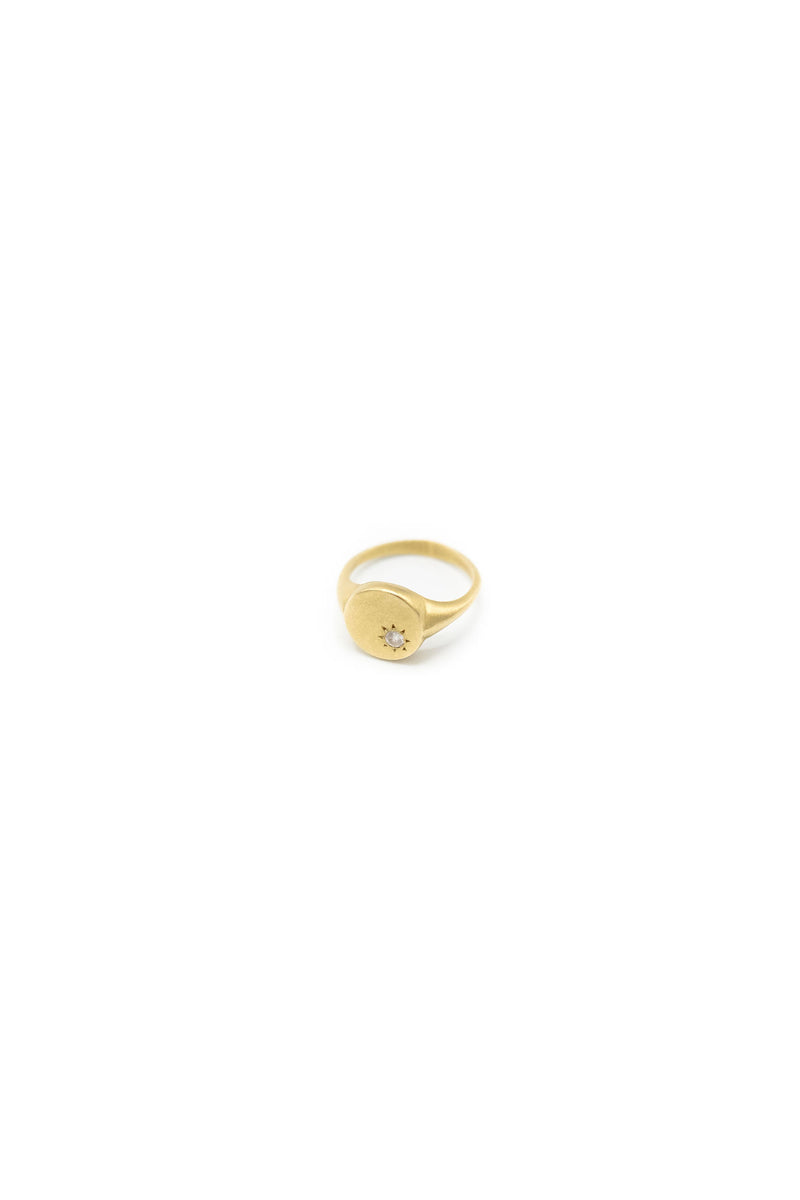 Sunshine 9K Gold Ring w. Zirconia