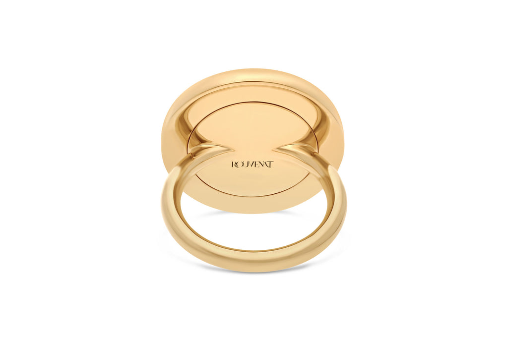 Tag Diamond 18K Gold Ring w. Diamonds