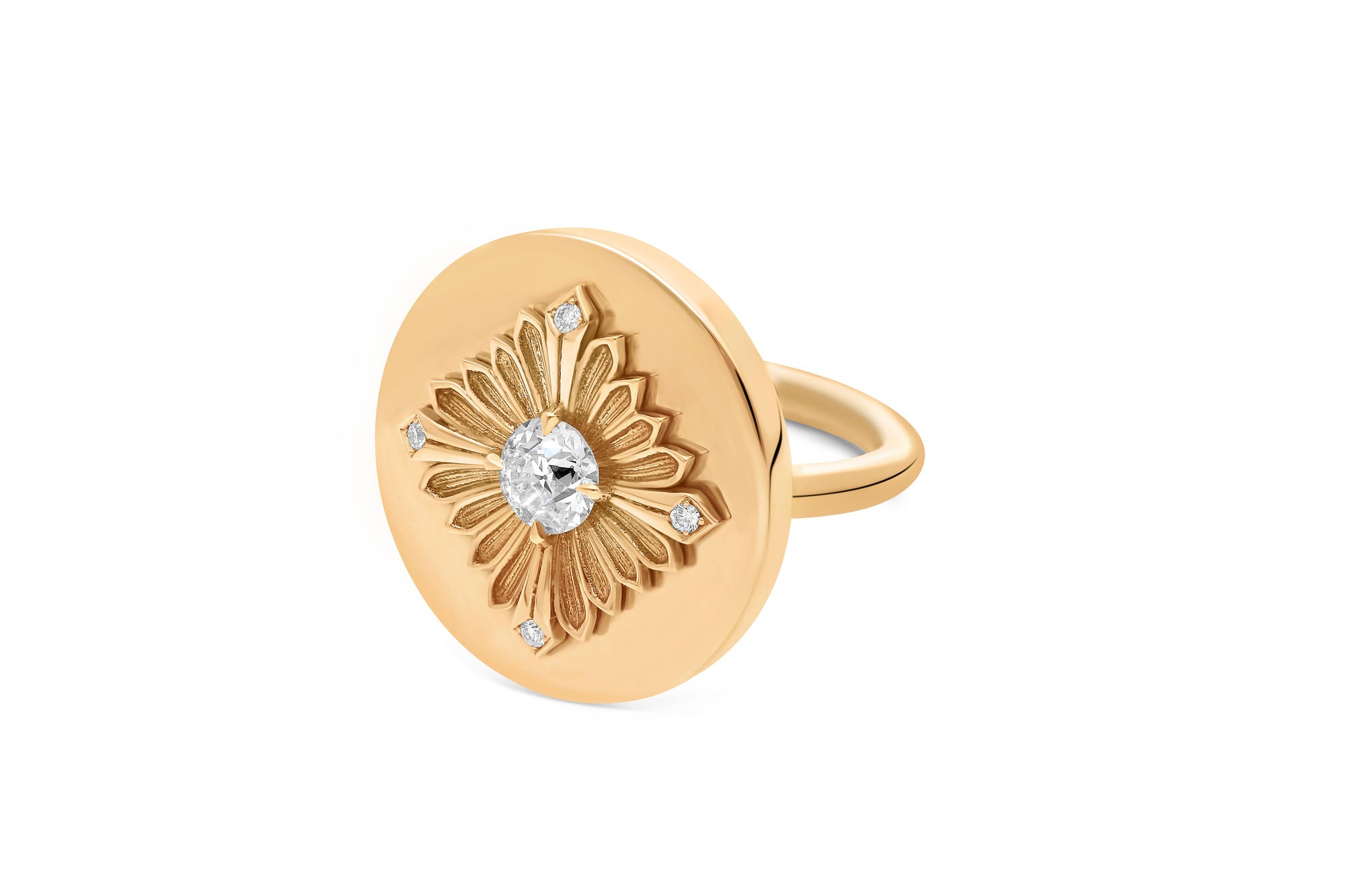 Tag Diamond 18K Gold Ring w. Diamonds