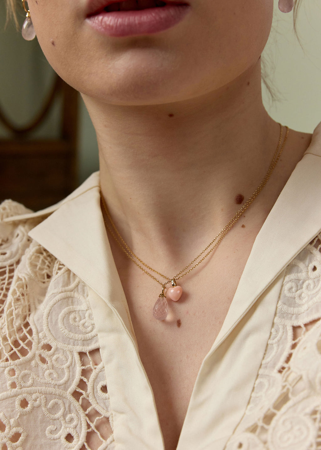 Facet Drop 10K Gold Pendant w. Rose Quartz