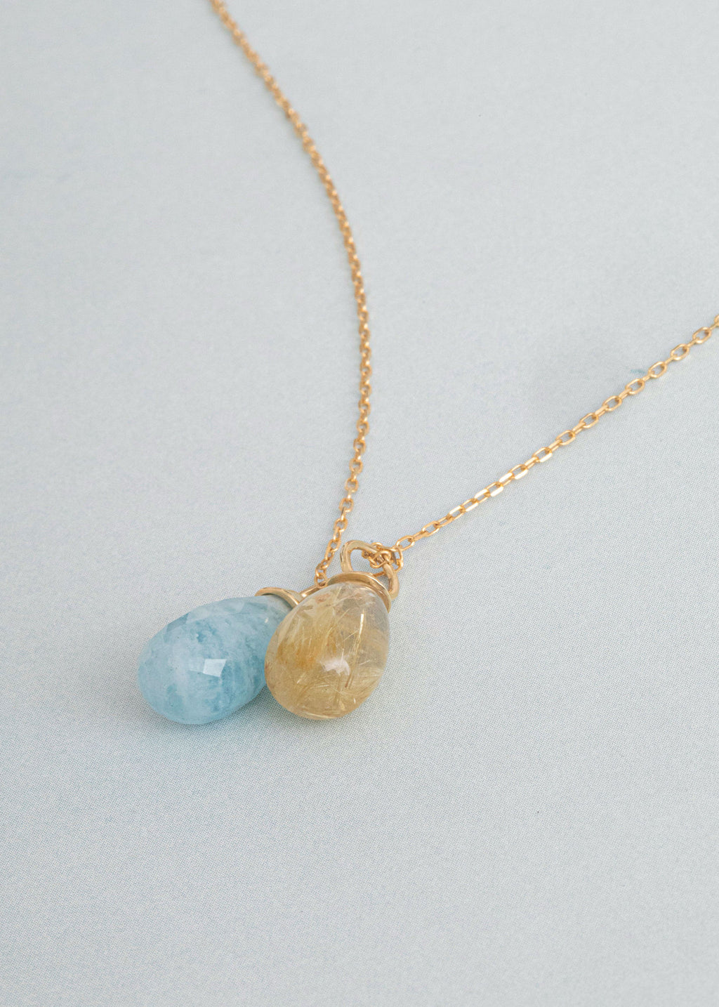 Drop 10K Gold Pendant w. Golden Rutile Quartz