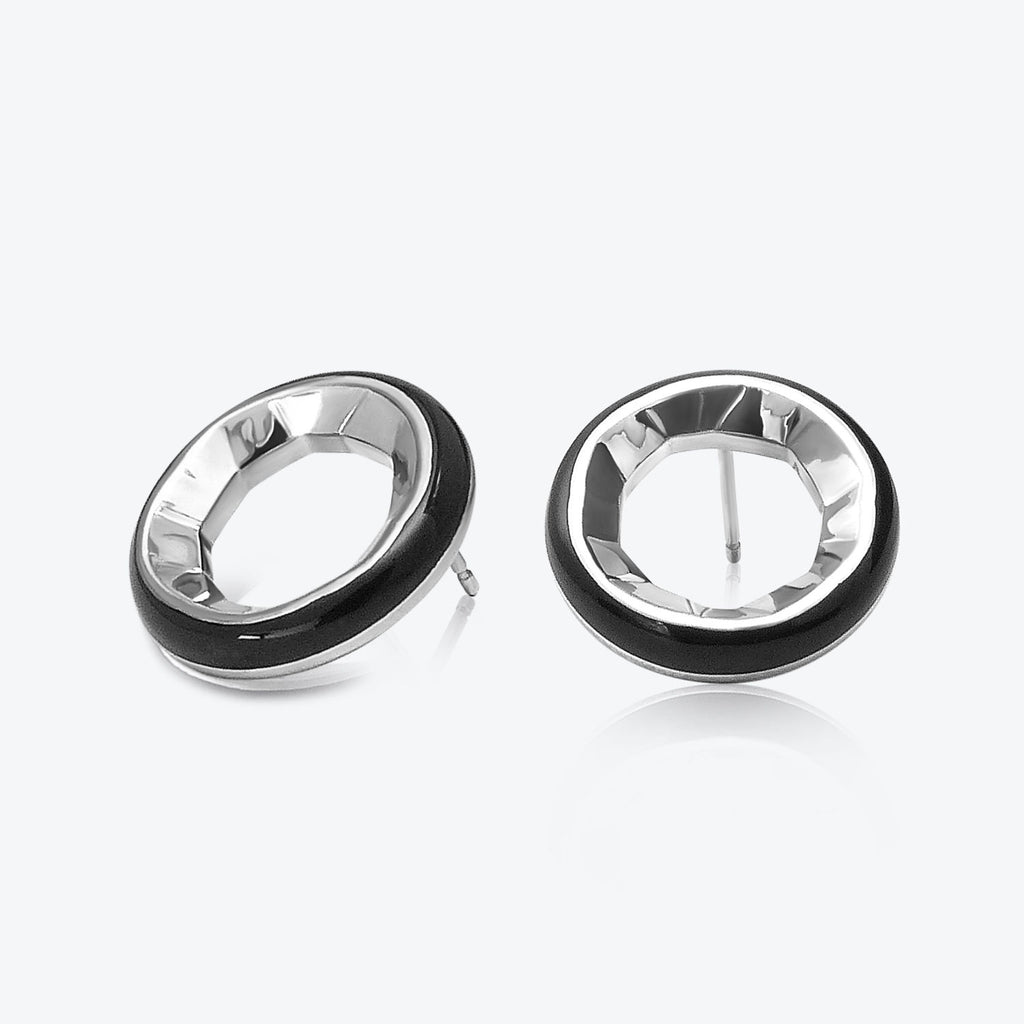 A. Sun Halo Silber Studs w. Jet Black Emaille
