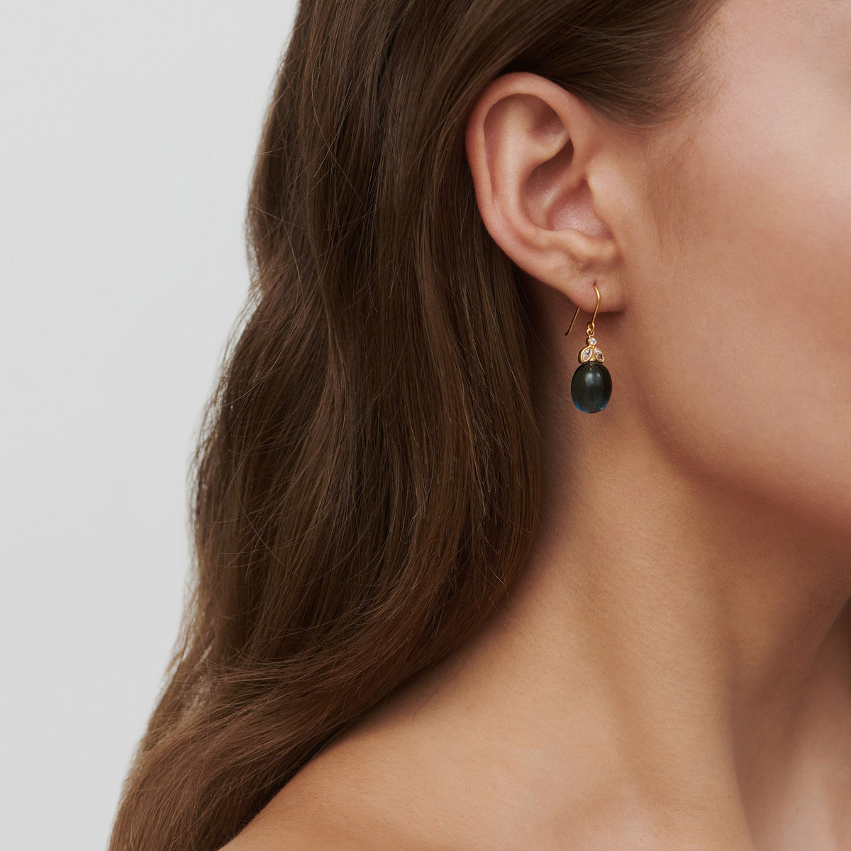 Tasha forgyldte Øreringe m. London Blue Zirconia & Krystal