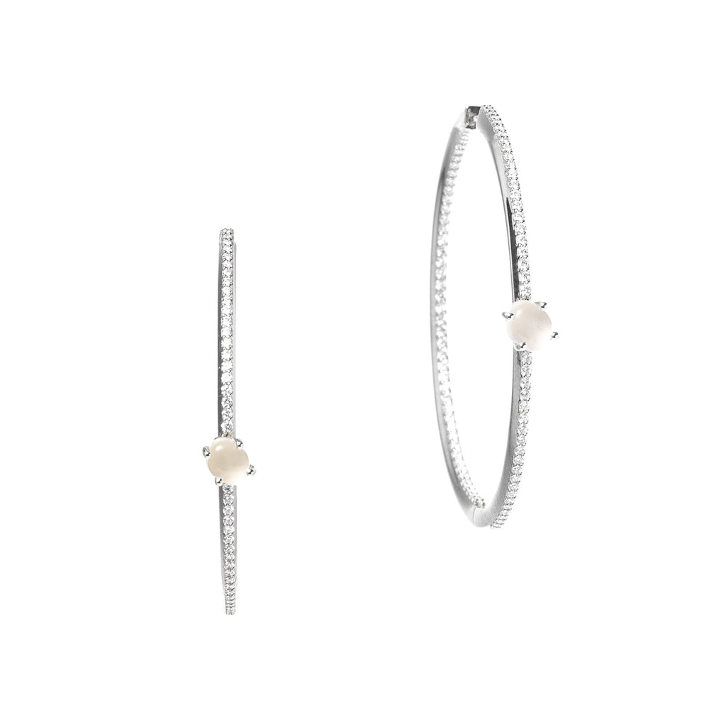 Tiny Cloud 18K Whitegold Hoops w. Milky Quartz & Diamonds