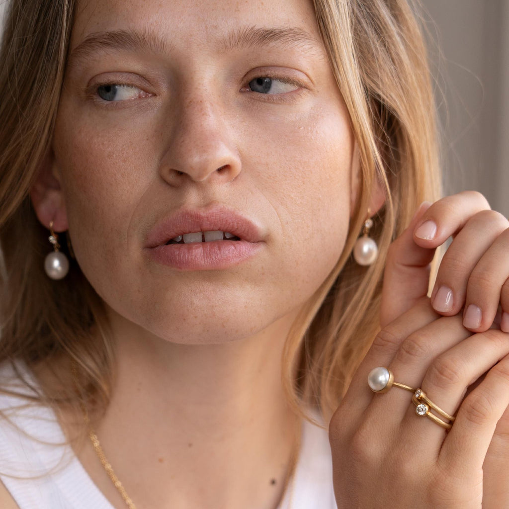 Twinkle 18K Gold Earrings w. Pearls & Diamonds