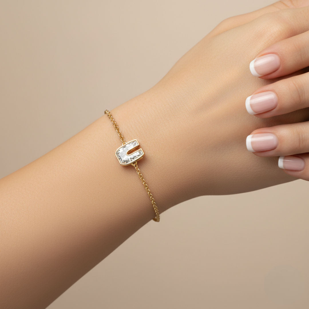 Alphabet Initial U 18K Gold, Rosegold or Whitegold Bracelet w. Solitaire Lab-Grown Diamond