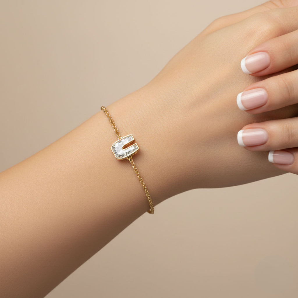 Alphabet Initial U 18K Gold, Rosegold or Whitegold Bracelet w. Solitaire Lab-Grown Diamond