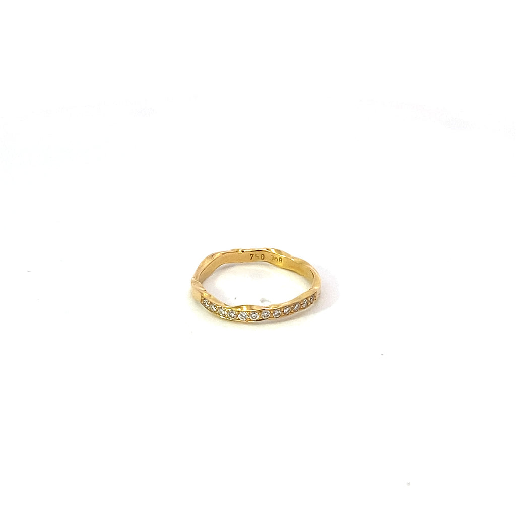 Wedding 18K Gold Ring w. Diamond