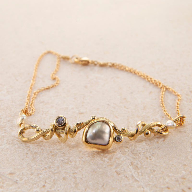 Seafire 18K & 22K Gold Bracelet w. Keshi Pearl & Diamond