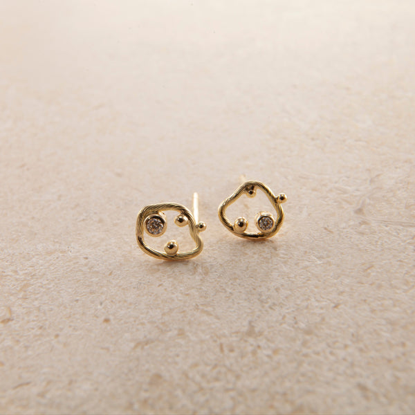 Mini Cloud 18K & 22K Gold Earring w. Diamond