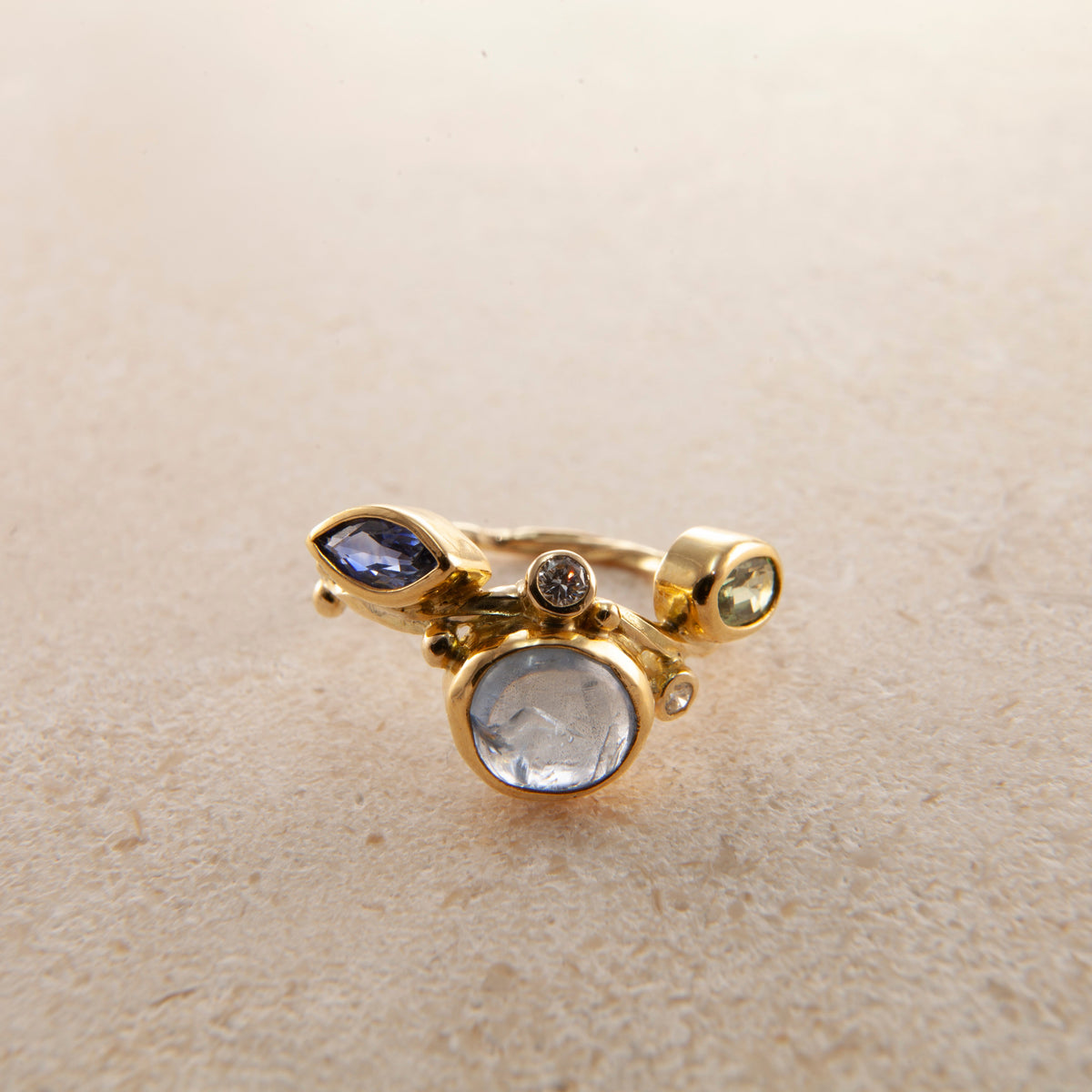 Seafire 18K & 22K Guld Ring m. Blå Safir & Diamanter