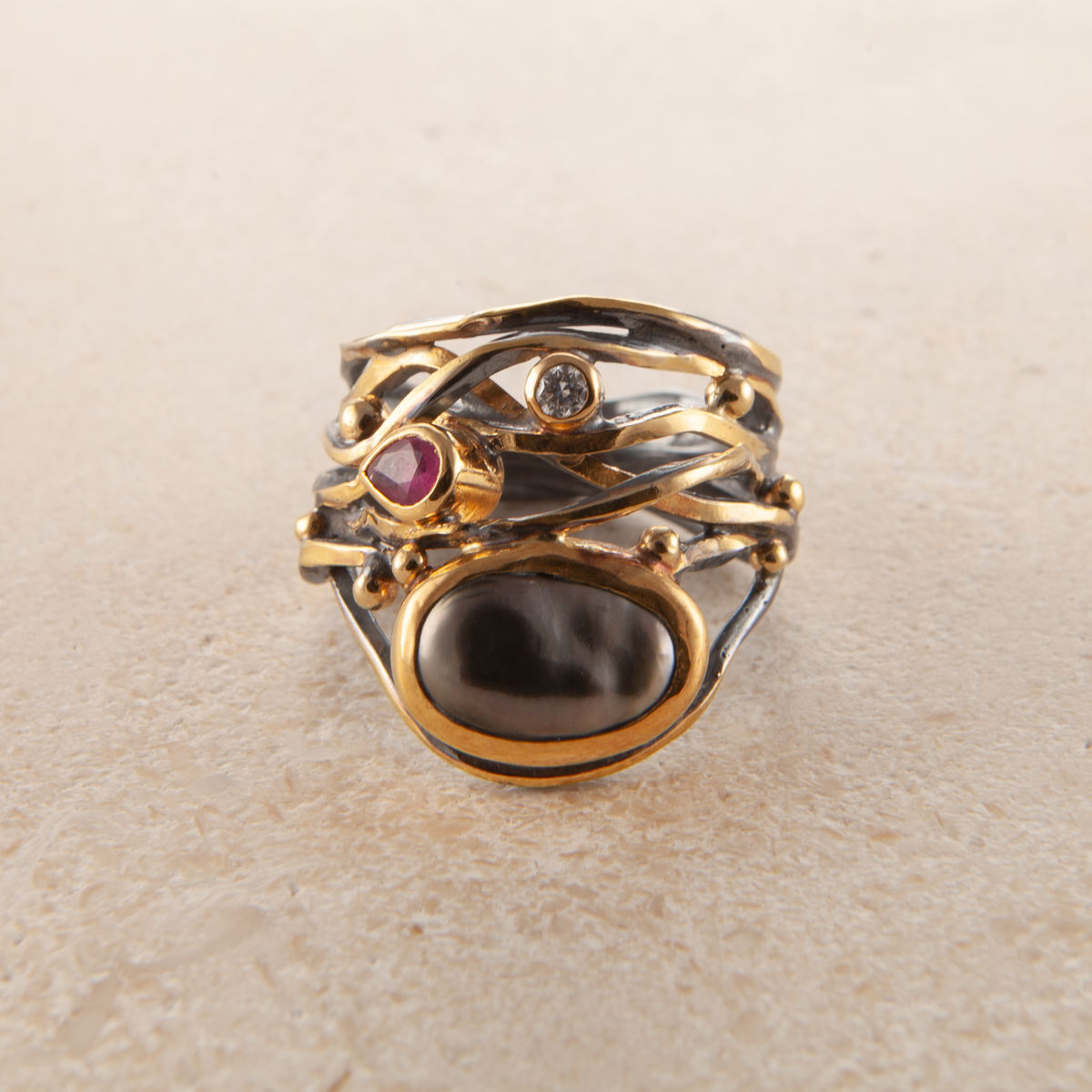Twisted 18K, 22K & 24K Gold Ring w. Pearl & DIamonds