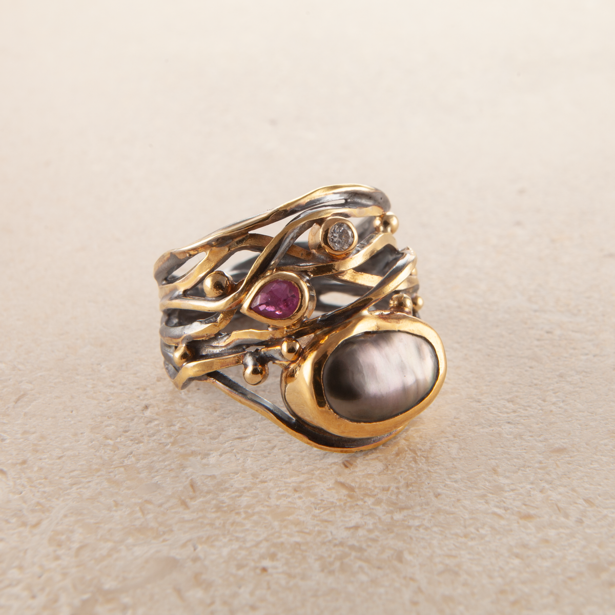 Twisted 18K, 22K & 24K Gold Ring w. Pearl & DIamonds