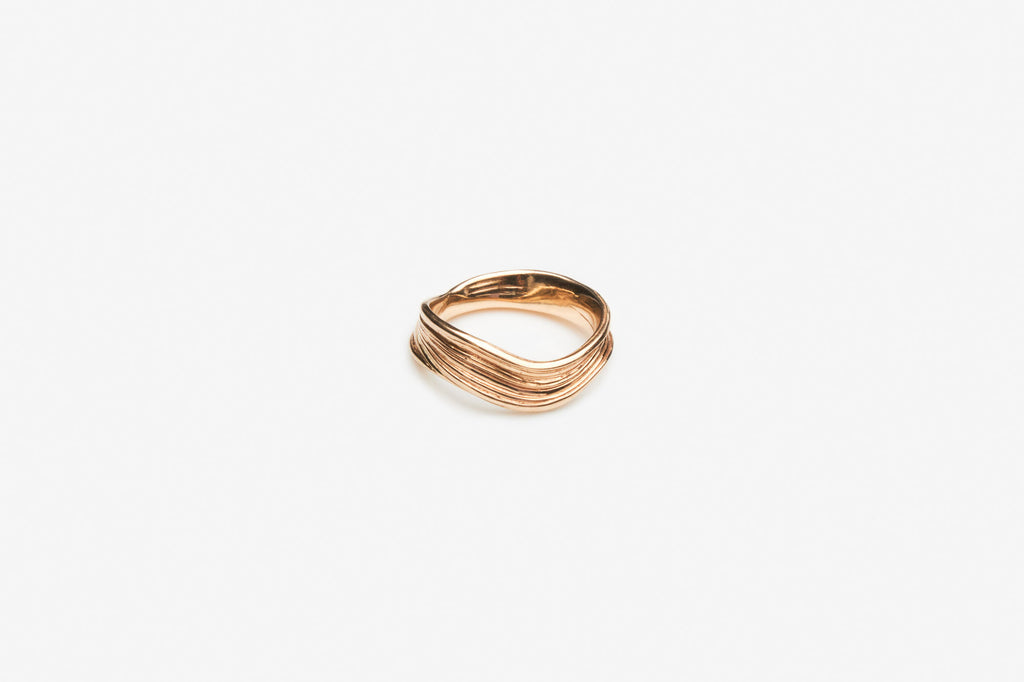 Palea Curve 14K Gold Ring