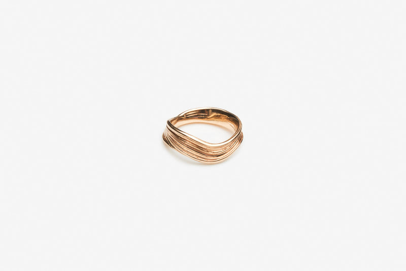 Palea Curve 14K Gold Ring