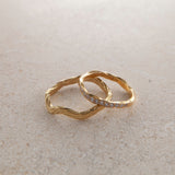 Wedding 18K Gold Ring w. Diamond