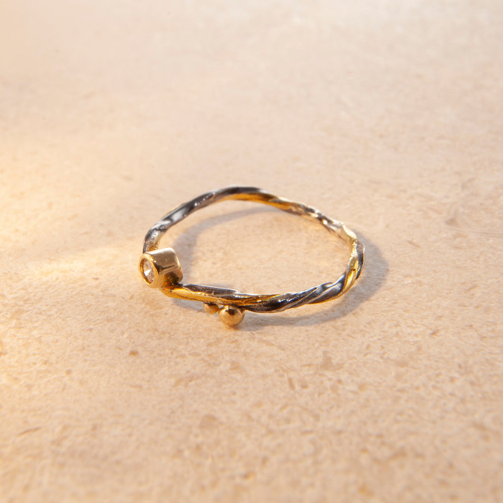Seafire 18K, 22K & 24K Gold & Silver Ring w. Diamond
