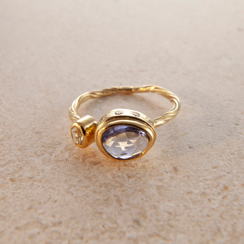Cocktail 18K og 22K Guld Ring m. Safir & Diamant