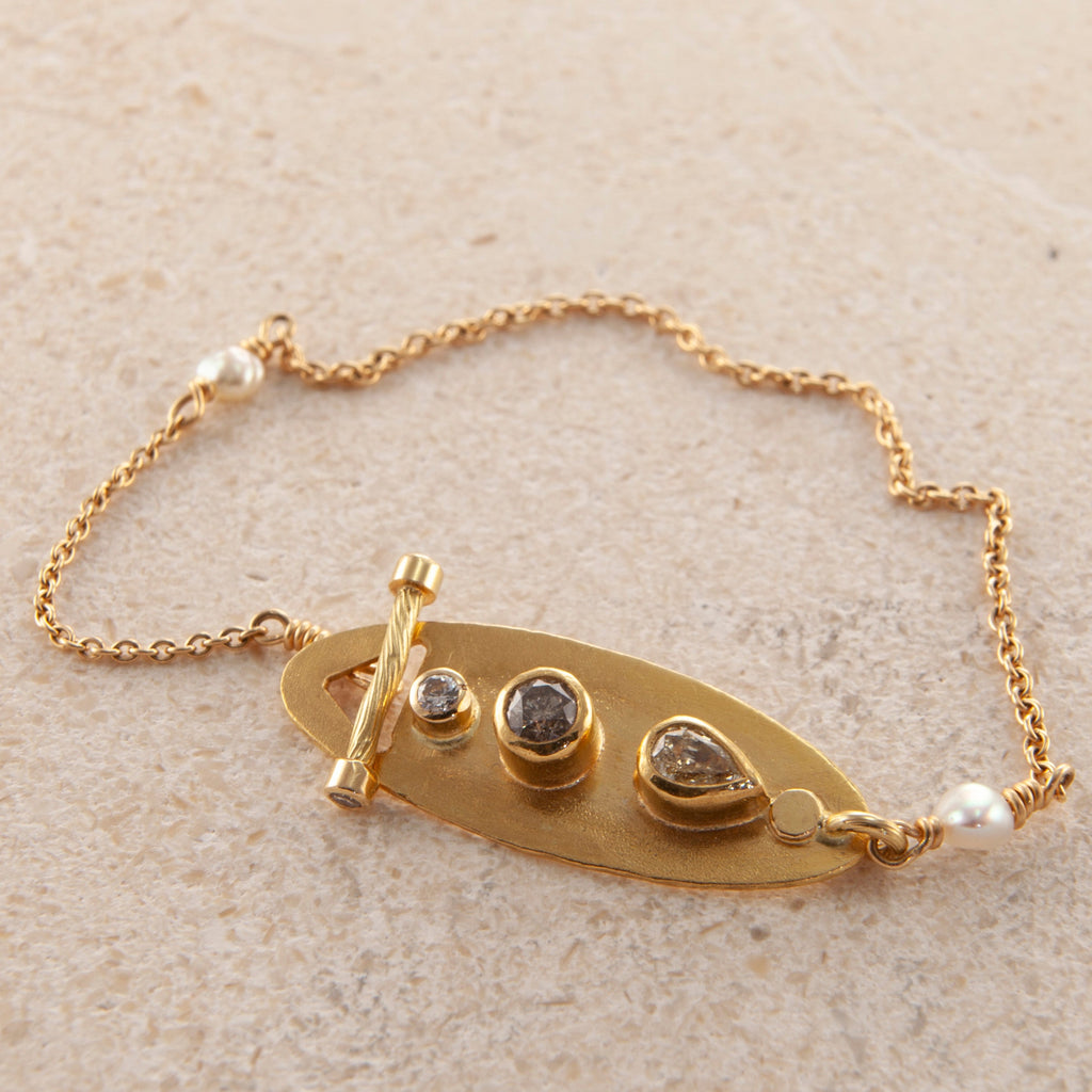 Riva 18K & 22K Gold Bracelet w. Keshi Pearl & Diamonds