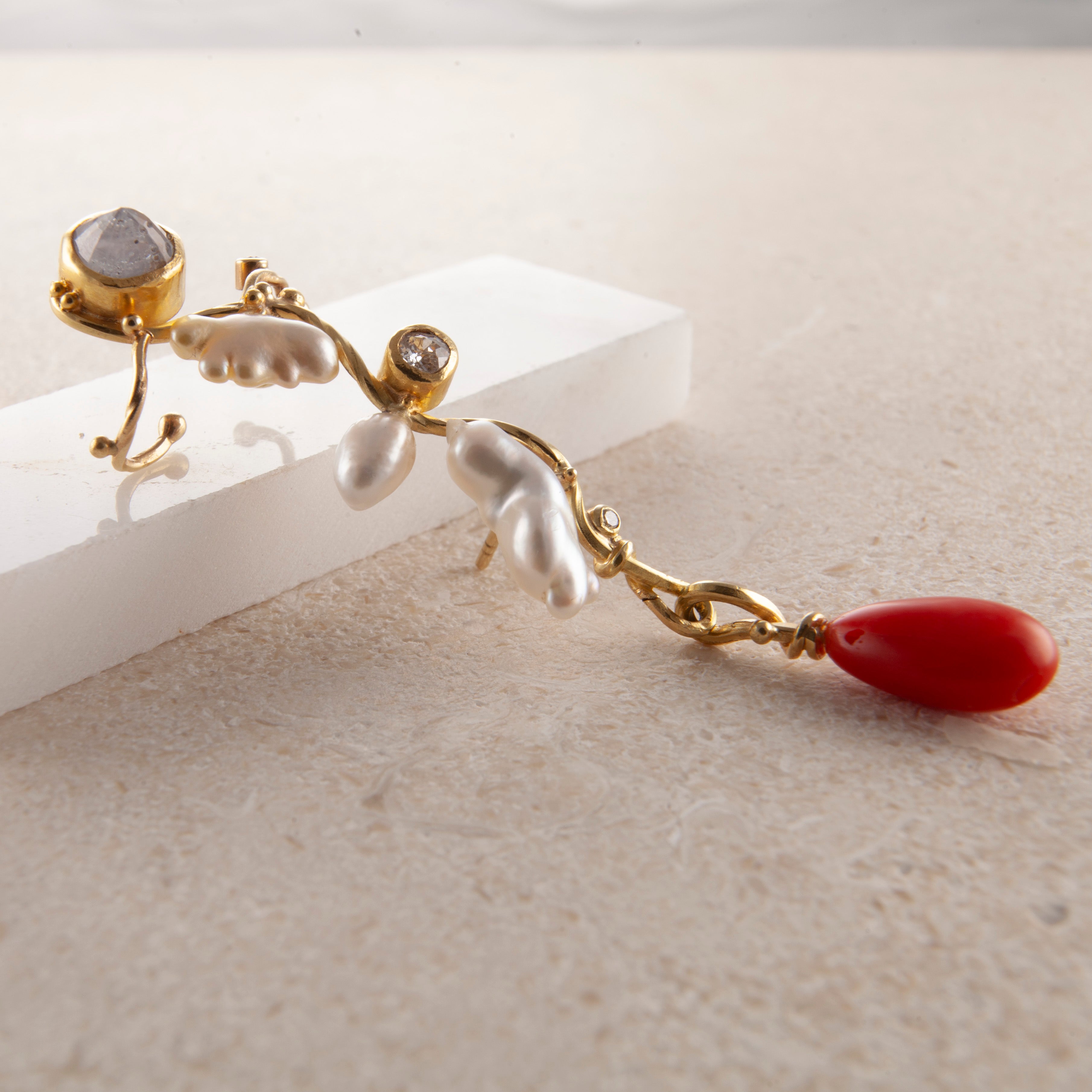 Filuka 18K & 22K Gold Earring w. Coral, Pearl & Diamonds