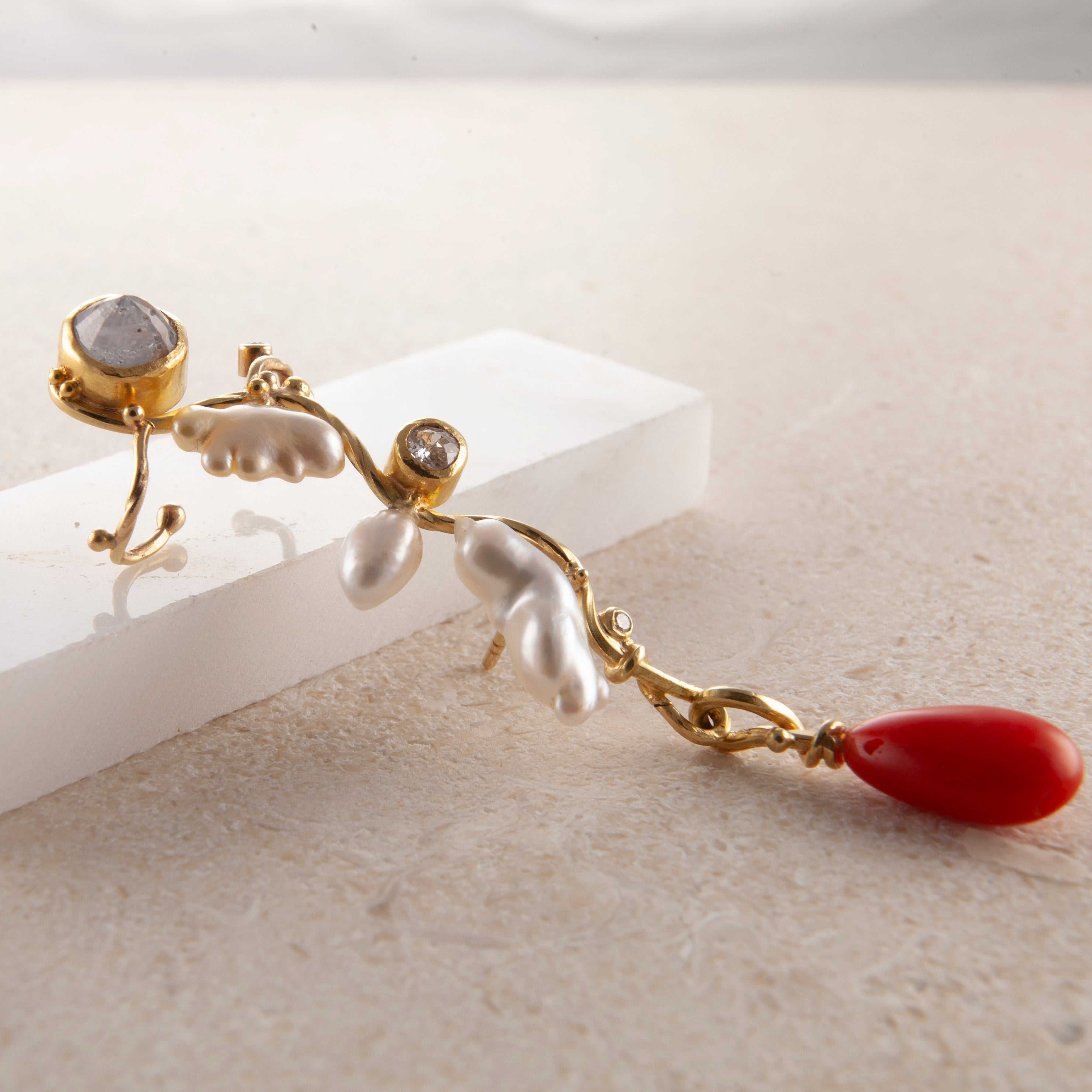 Filuka 18K & 22K Gold Earring w. Coral, Pearl & Diamonds