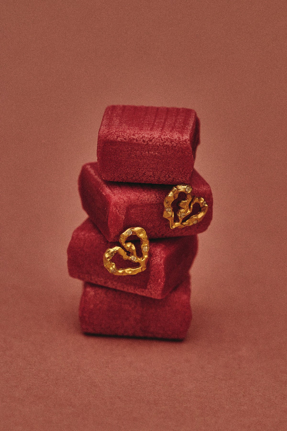 Love me not 18K Gold Earrings
