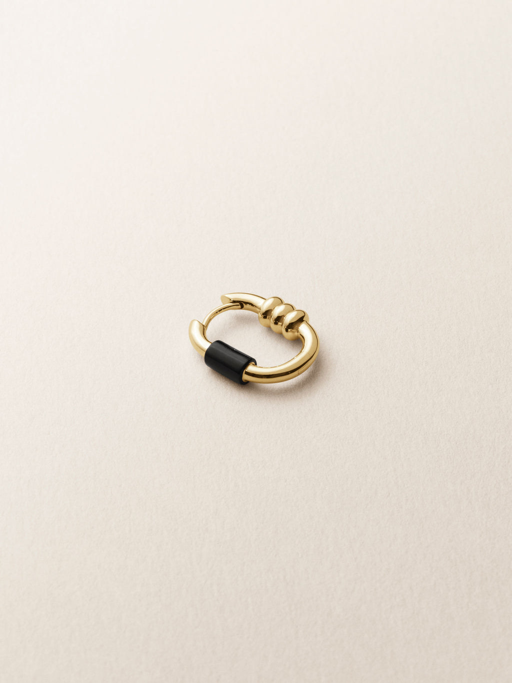 Schwindel 12 Black 14k Gold Ohrring