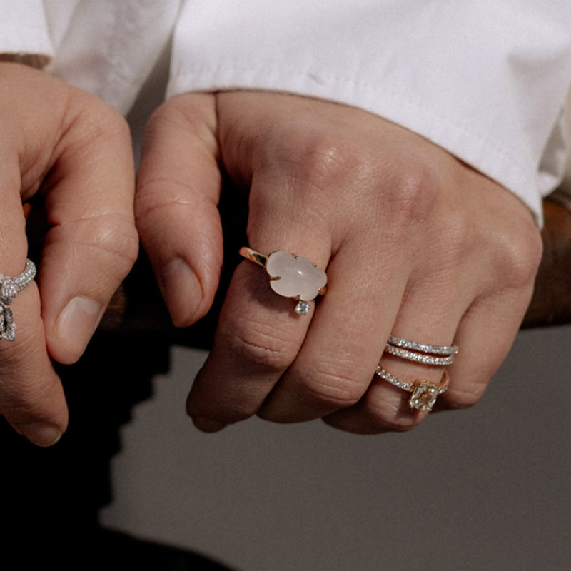 Cloud 18K Gold Ring w. Milkey Quartz & Diamond