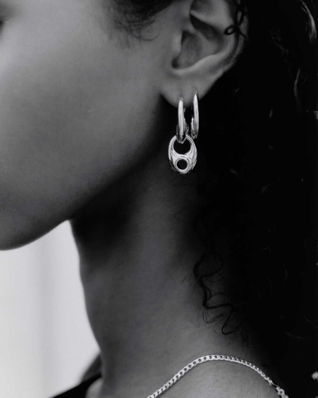 Ballsaal Gold plattiert Ohrring