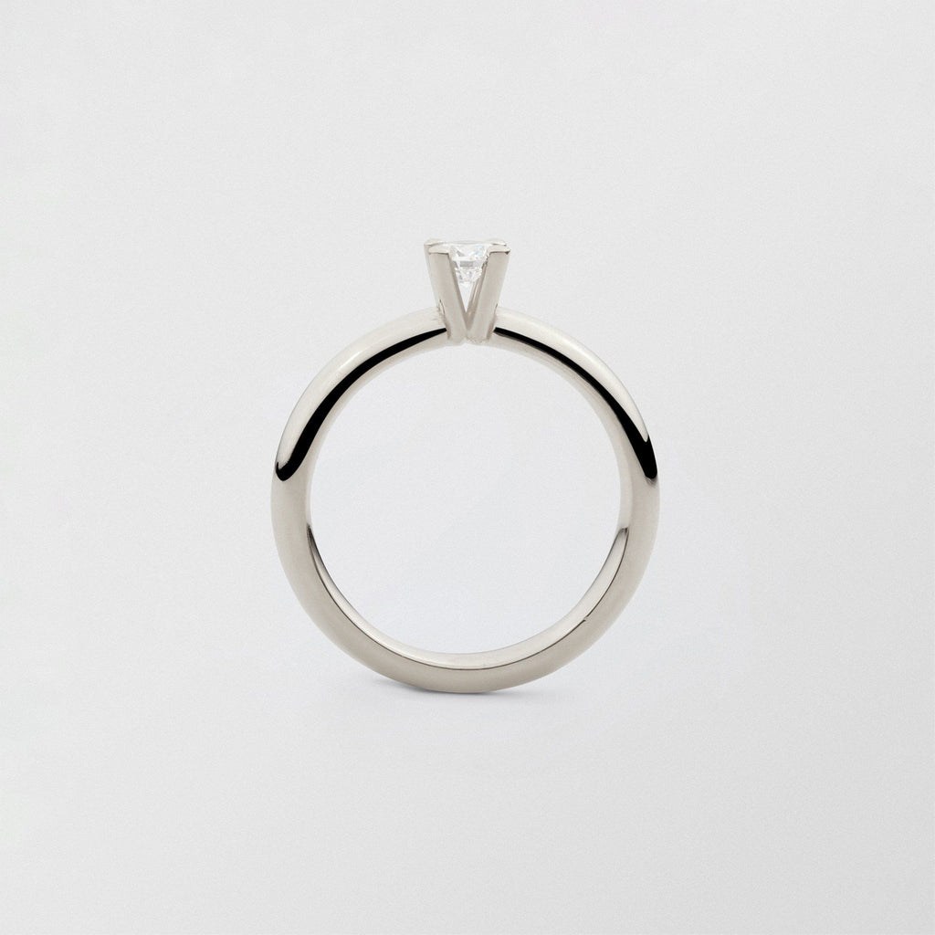 Bonnie 18k Hvidguld Ring m. 0,30ct Diamant