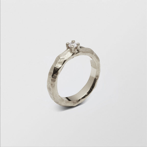 Mouse Solitaire 0.15ct 18K Whitegold Ring w. Diamond