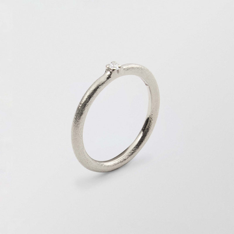 Frosty Solitaire 18K Whitegold Ring w. Diamond