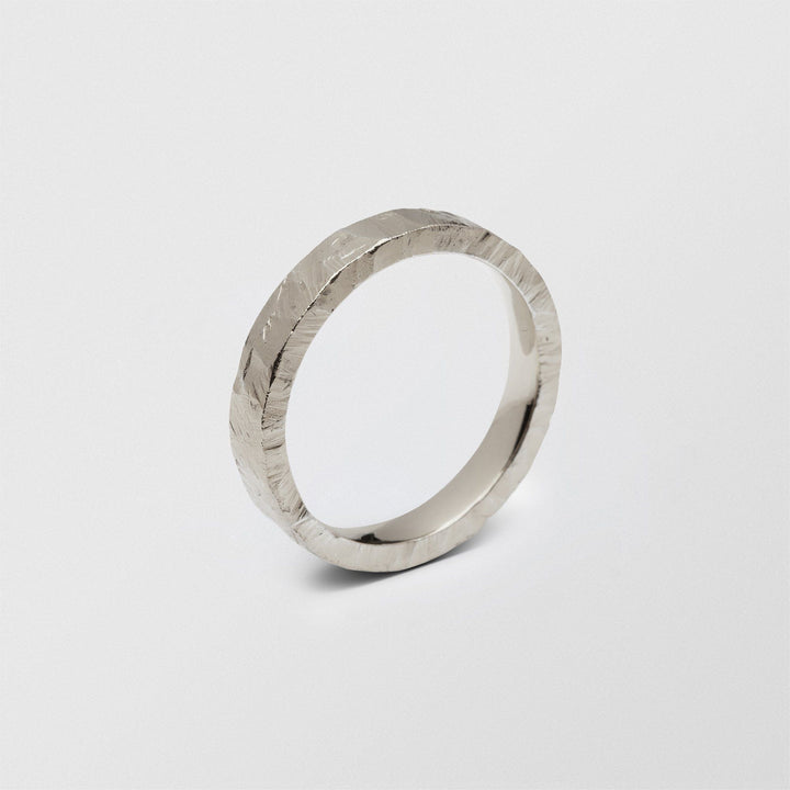 Rock Low Plain 4 mm 18K Hvidguld Ring
