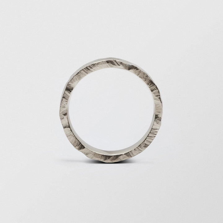 Rock Low Plain 6 mm 18K Hvidguldring