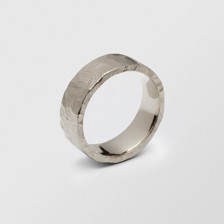 Rock Low Plain 8 mm 18K Hvidguld Ring