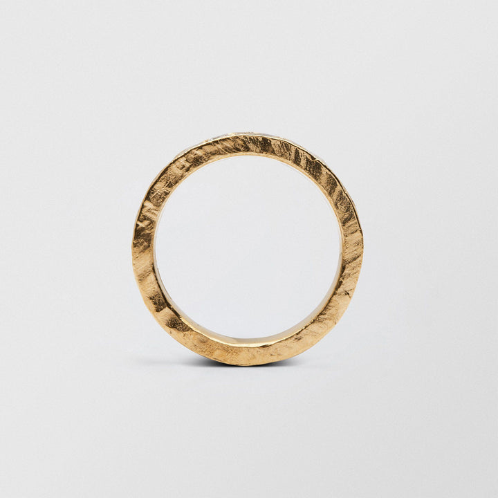 Rock Low Eternity 4mm 18K Gold Ring w. Diamonds