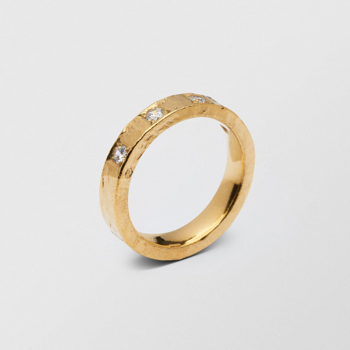 Rock Low Eternity 4mm 18K Gold Ring w. Diamonds