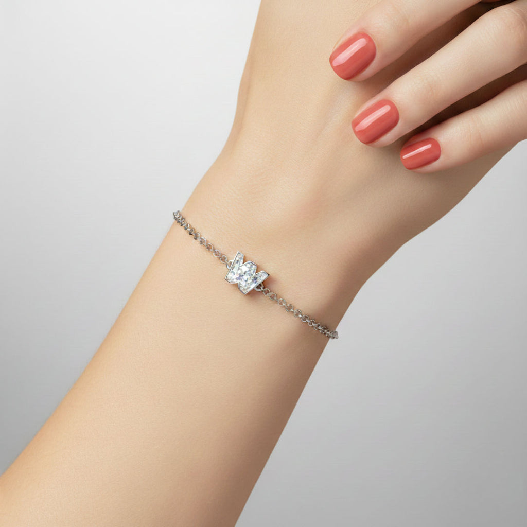 Alphabet Initial W 18K Gold, Rosegold or Whitegold Bracelet w. Solitaire Lab-Grown Diamond