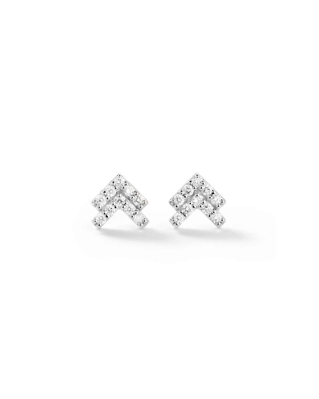Double Arrow Pavé 14k Whitegold Studs w. Diamonds