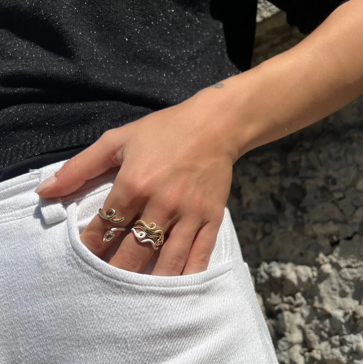 Wave 9K Gold Ring