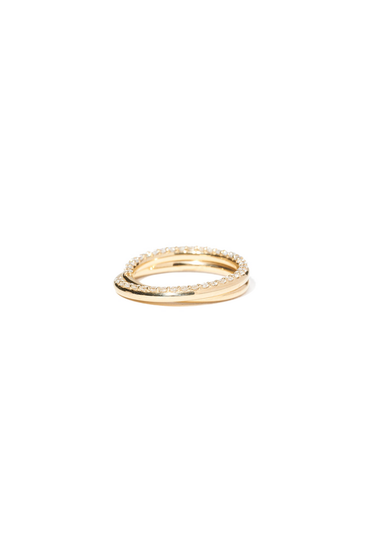 Medium Pave Current 14K Gold Ring w. Diamond