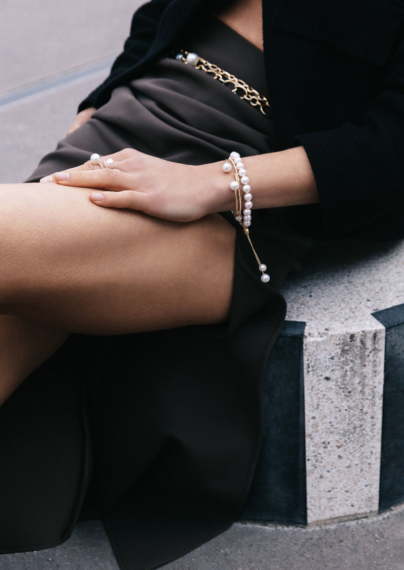 Open Designed 18K Gold Bangle w. Freshwater Pearls